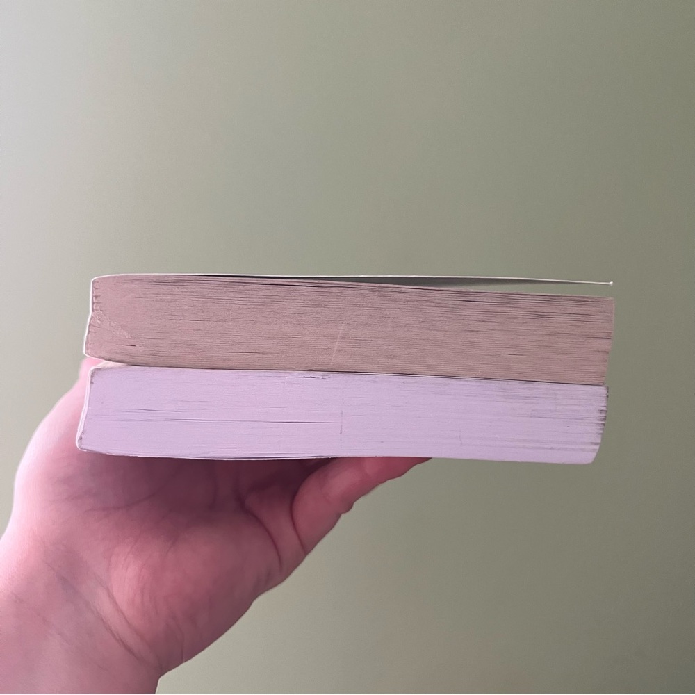 Colleen Hoover Book Set - Picture 9 of 12